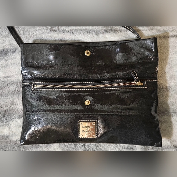 Dooney & Bourke Black Clutch Wristlet - Picture 4 of 8